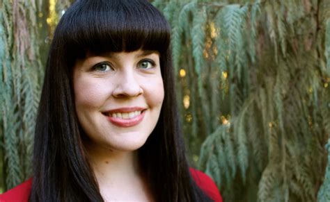 Anyone else think Caitlin Doughty is really pretty but also has ...